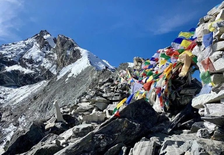 Kongma La Pass (5,535M) - Trekkin spot   in everest