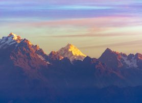 When is the Best Time to Trek Kanchenjunga?