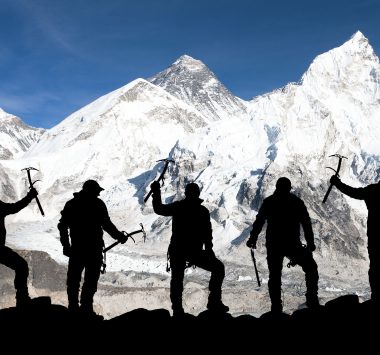 How Long Does it Take to Hike Mount Everest?