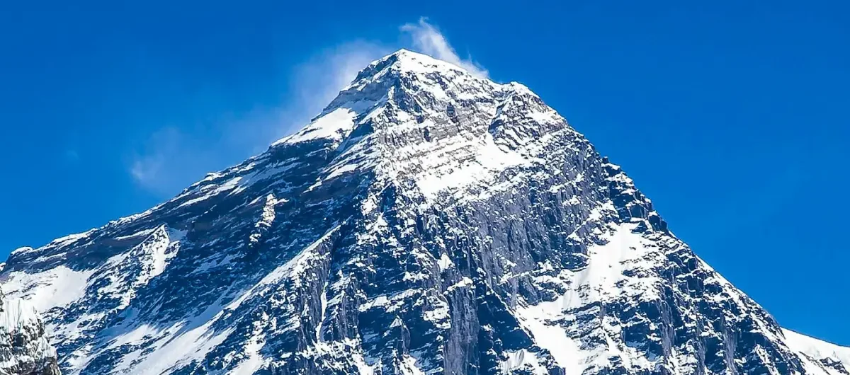 everest base camp elevation