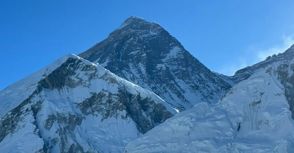 What is the 7000m rule for Everest