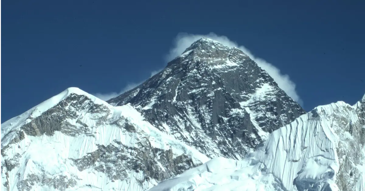 mountain flight in nepal